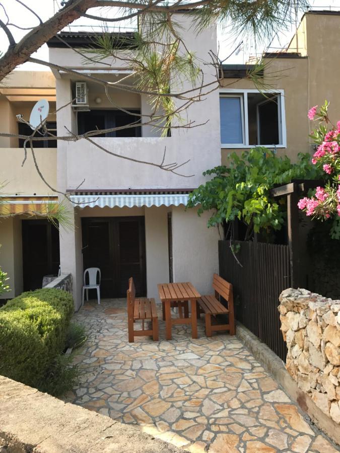 Jurisic Apartments Novalja Zewnętrze zdjęcie