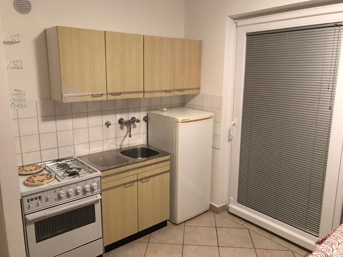 Jurisic Apartments Novalja Zewnętrze zdjęcie