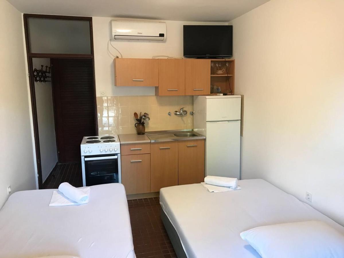 Jurisic Apartments Novalja Zewnętrze zdjęcie