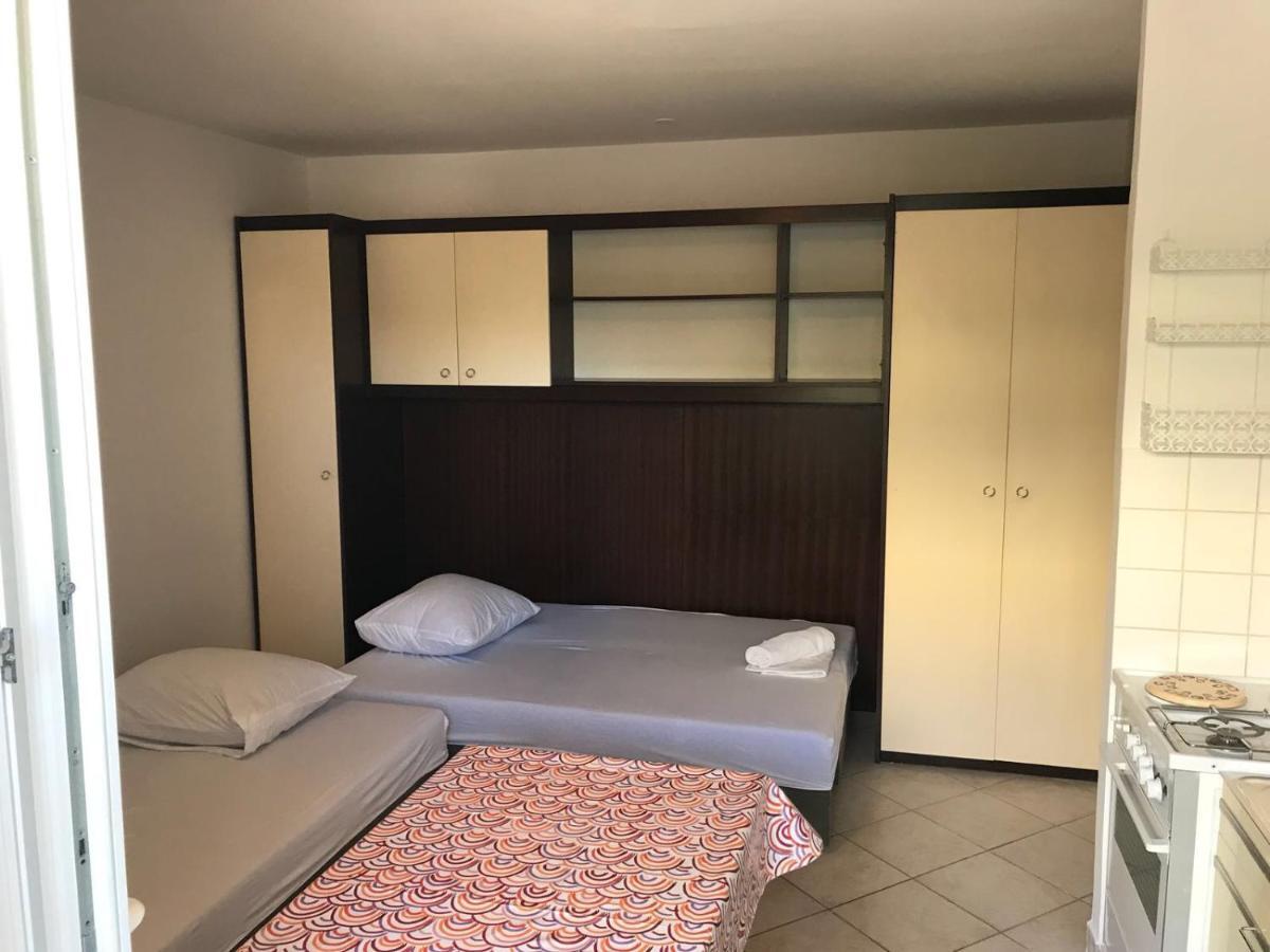 Jurisic Apartments Novalja Zewnętrze zdjęcie