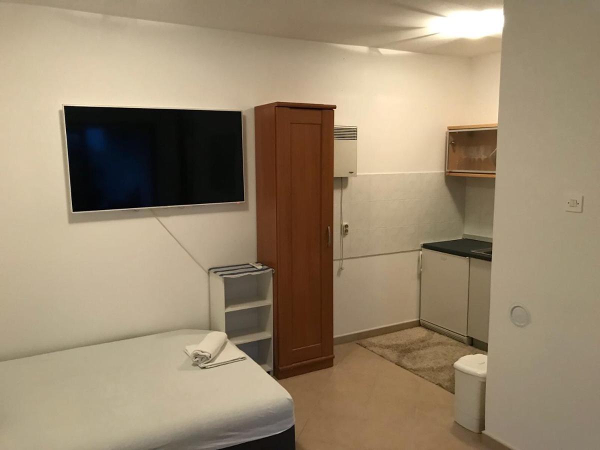 Jurisic Apartments Novalja Zewnętrze zdjęcie